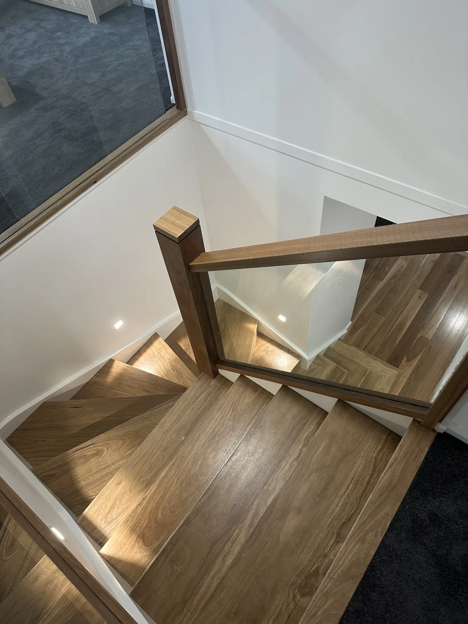 Custom Spotted Gum staircase and glass balustrade completed in Sunshine